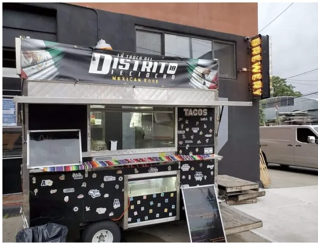 Distrito18 Street Tacos Picture 8