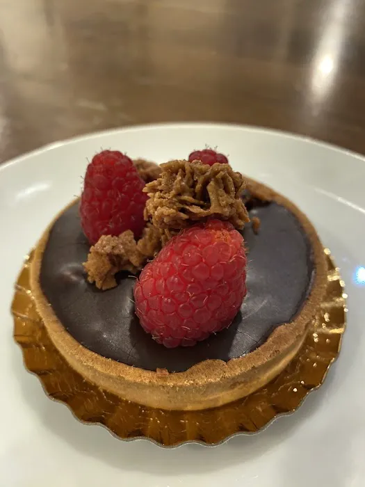 Charlotte Patisserie Picture 4
