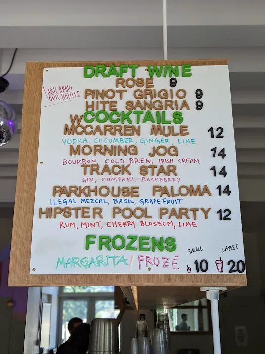 Park Bar Picture 5
