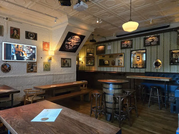 Mugs Ale House Picture 9