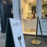 Gelato at Leon's ico