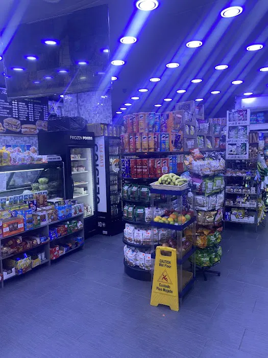 Alz Campus Deli Picture 6