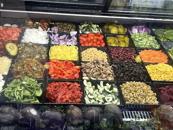 Alz Campus Deli Picture 8