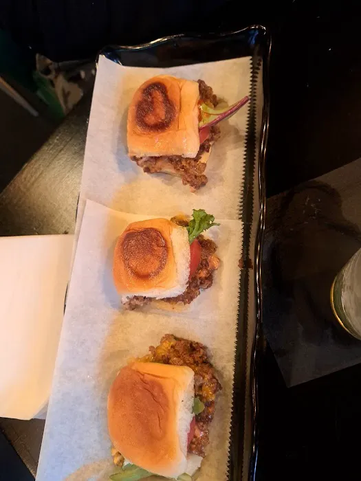 Lux Bar and Grill Picture 2