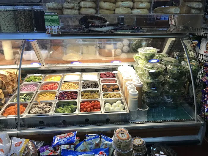 NYC Gourmet Deli Picture 3