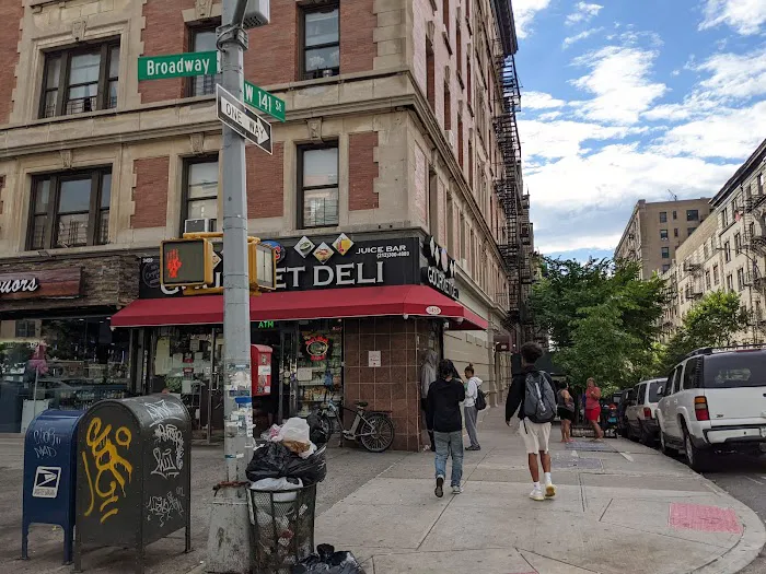 NYC Gourmet Deli Picture 2