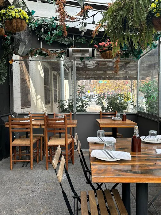 L'Artista Italian Kitchen & Bar Picture 6