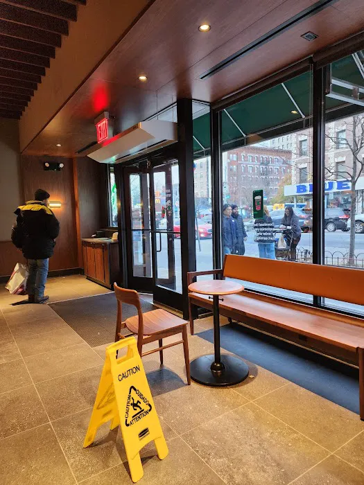 Starbucks Picture 9