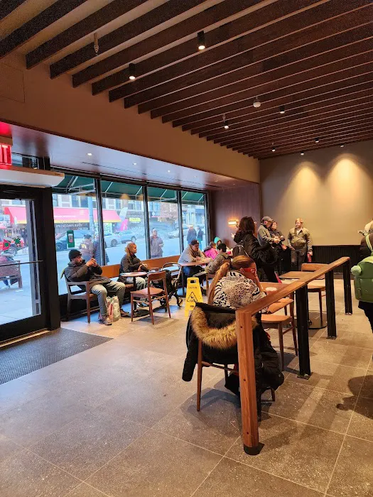 Starbucks Picture 6