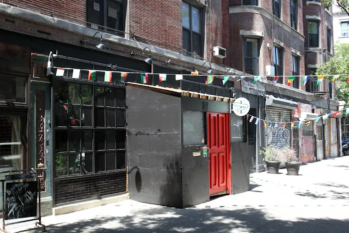 Little Street Lounge Picture 7