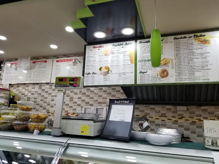 Evergreen Organic Food & Deli Picture 3