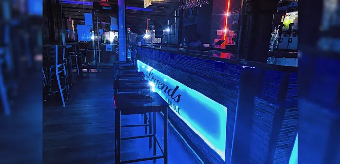 Legend's Lounge Picture 8