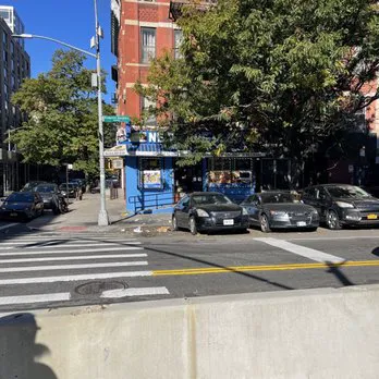 New True Blue Deli Grocery Picture 2