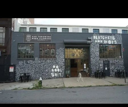 NY Axe Throwing Range - Brooklyn