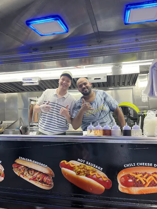 Mi Amor Halal & Mexican Food Truck Picture 7