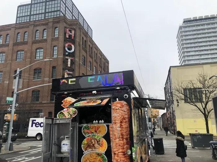 Mi Amor Halal & Mexican Food Truck Picture 4