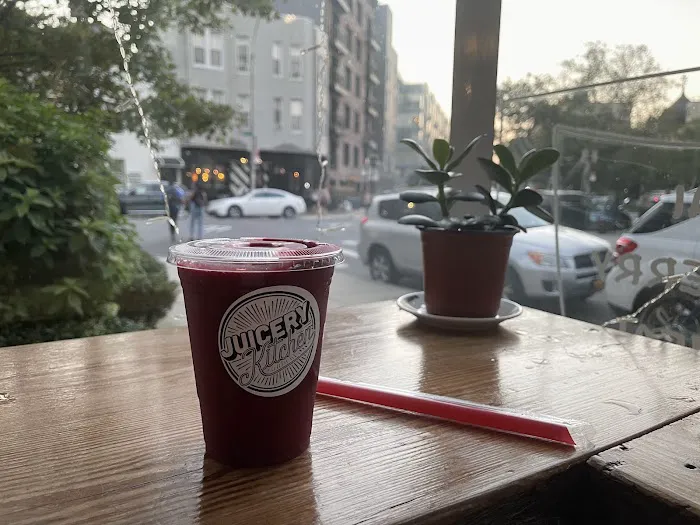 Juicery Kitchen Picture 4