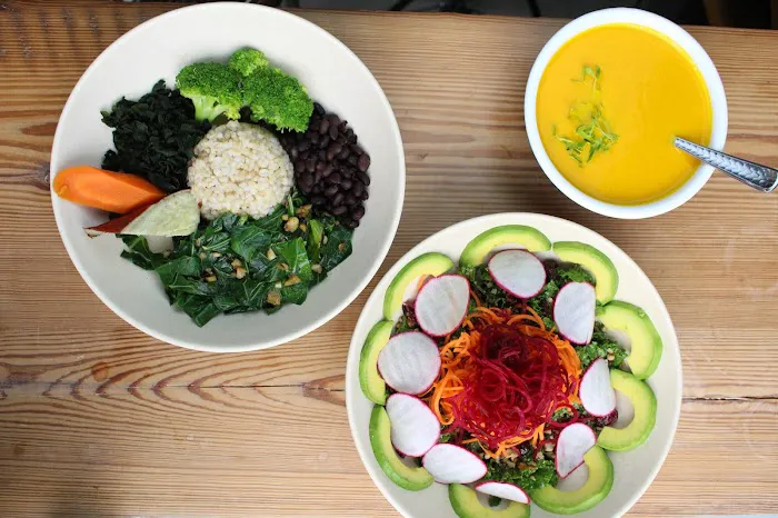 Juicery Kitchen Picture 8
