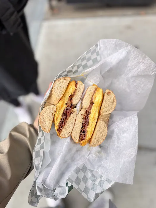 Leon’s Bagels Picture 10