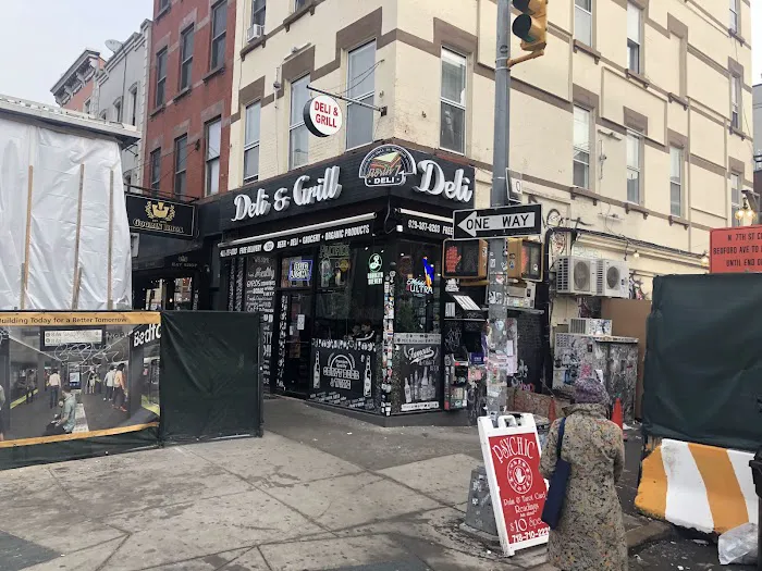 N7 Market Deli Picture 4