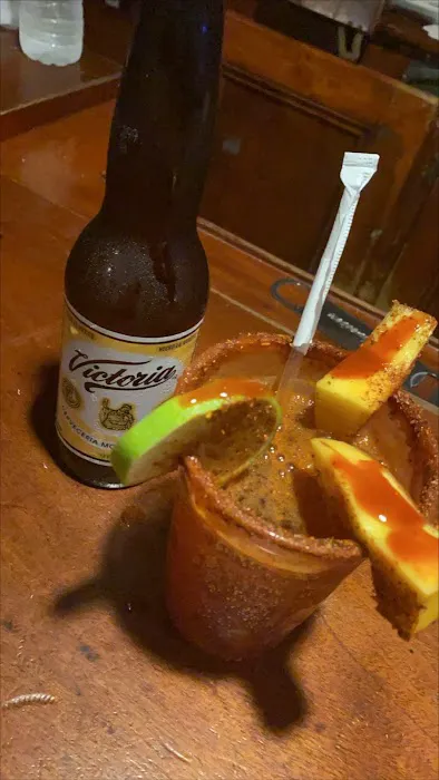 Tres Coronas Picture 10