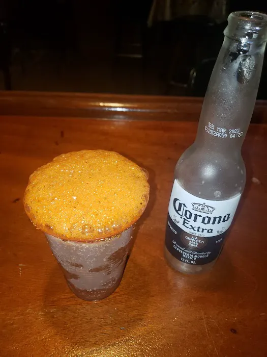 Tres Coronas Picture 2