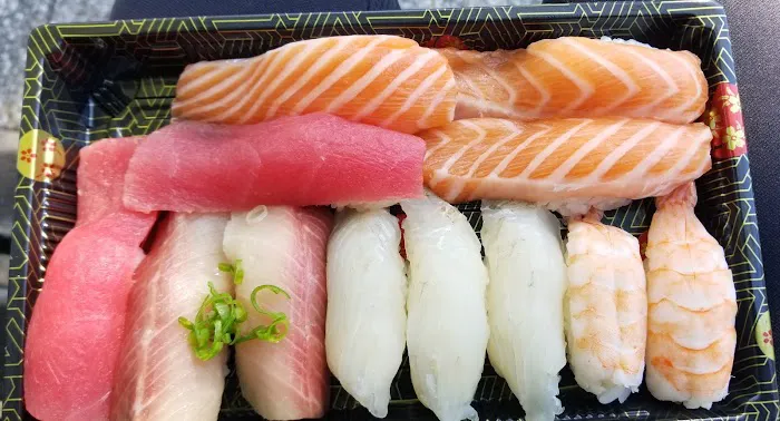 52nd Bro Sushi Picture 4