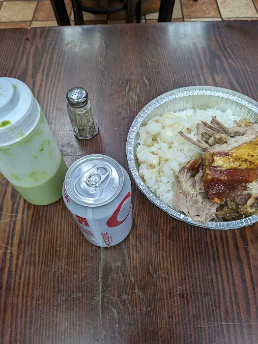 Lincoln Deli Picture 8