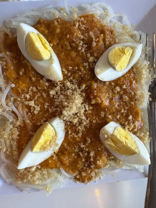Kabayan Authentic Filipino Cuisine — Queens Blvd. Picture 8