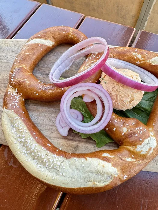Max Bratwurst und Bier Picture 5