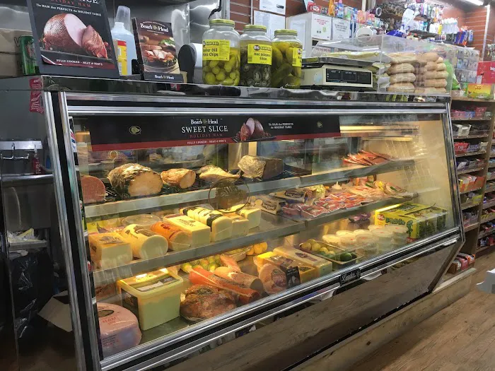 B & G Deli Convenience Picture 2