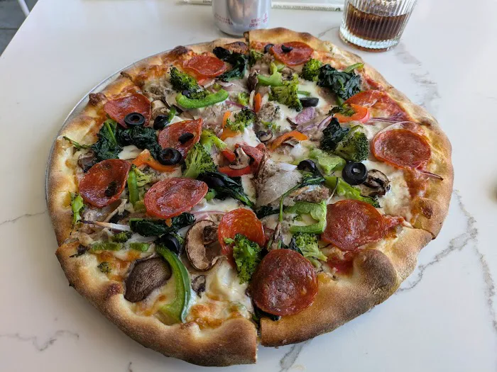 Pronto Pizzeria Picture 2