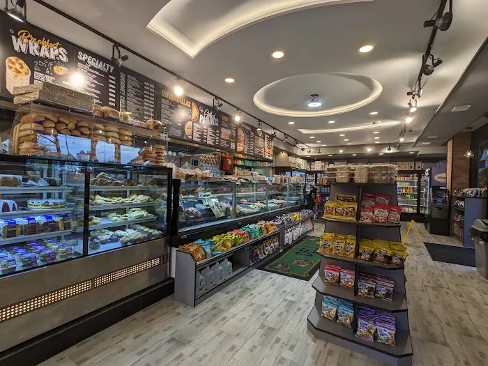 Astor Gourmet & Market Picture 6