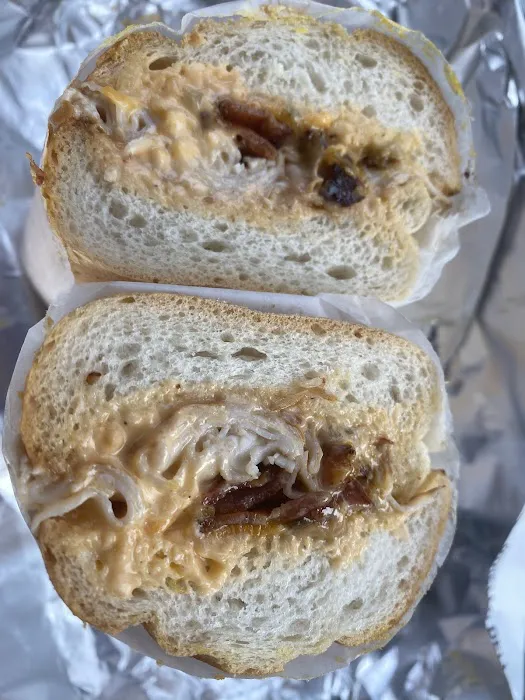 Othello Deli Picture 7