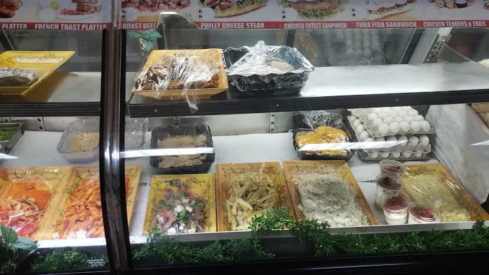 2401 Gourmet Deli Grocery Picture 8