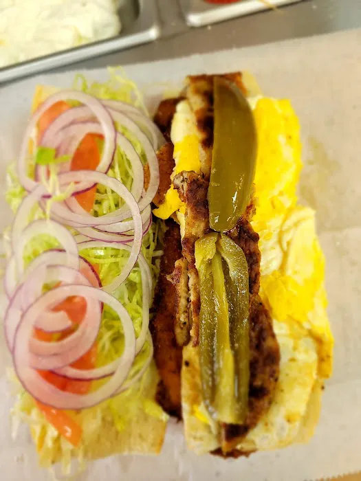 Gaspar's Deli Picture 3