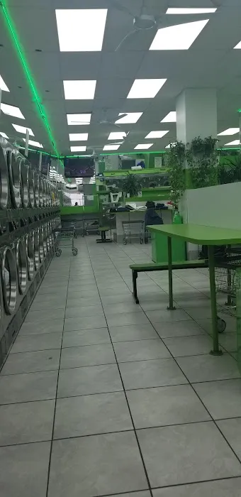 Fantasy Deli & Grocery Picture 1
