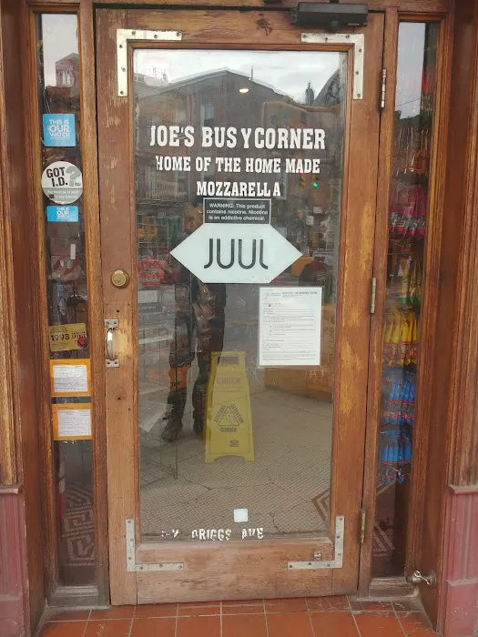 Joe's Busy Corner Deli Picture 9