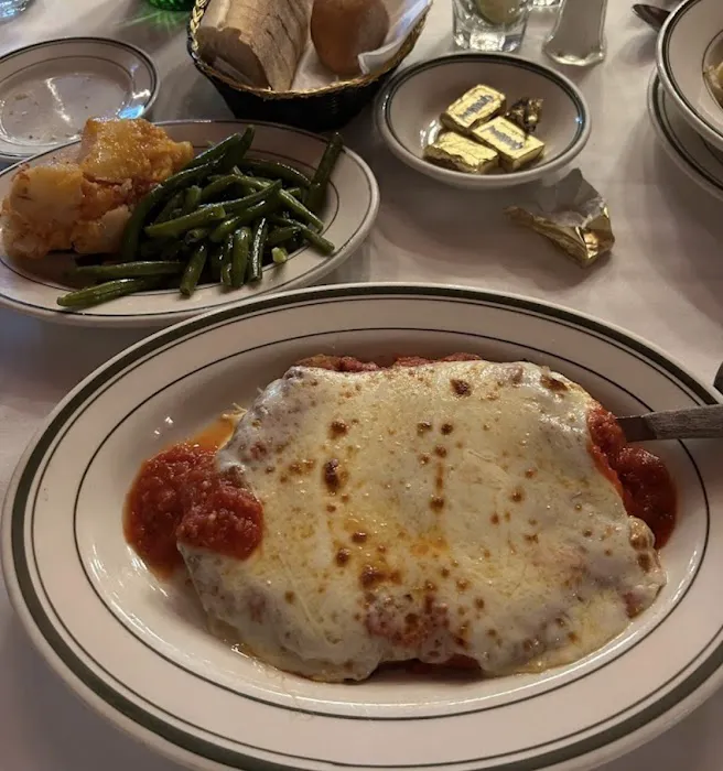 Bamonte's Restaurant Picture 6