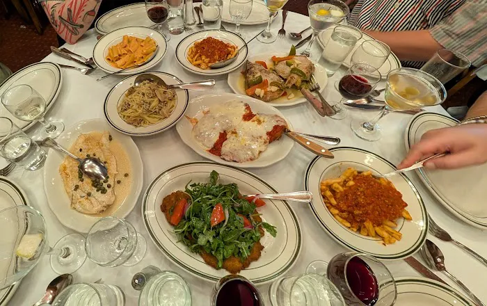 Bamonte's Restaurant Picture 1