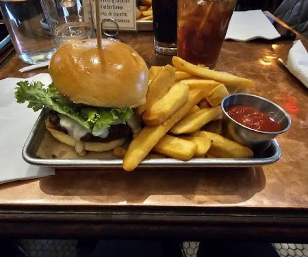Teddy's Bar & Grill