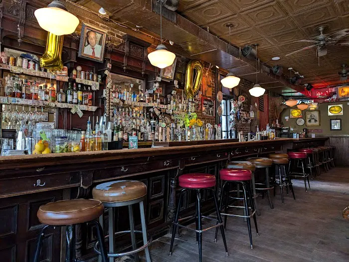 George & Jack's Tap Room Picture 5