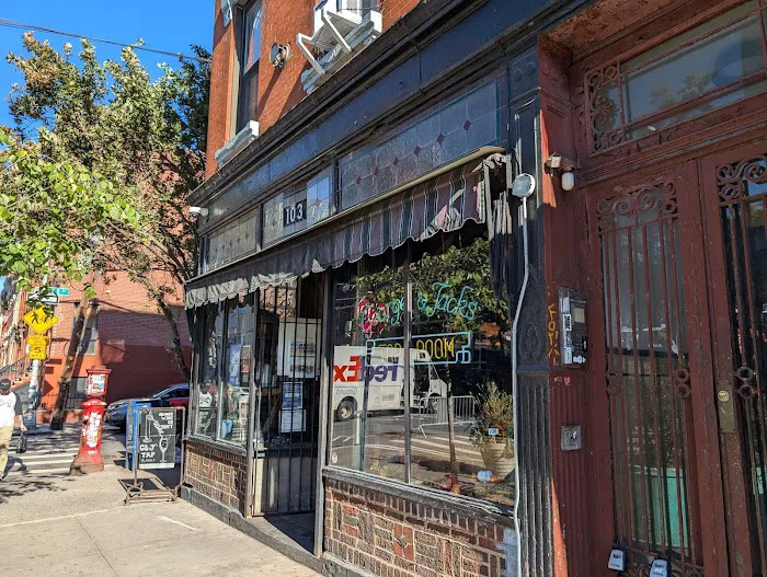 George & Jack's Tap Room Picture 2