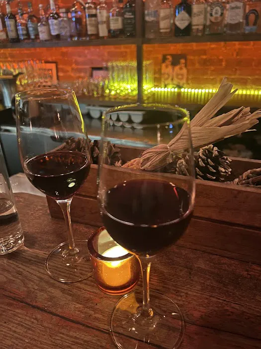 Woodhul Wine Bar Picture 2