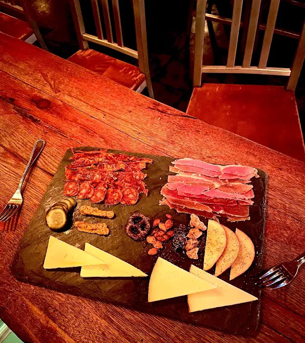 Woodhul Wine Bar Picture 8