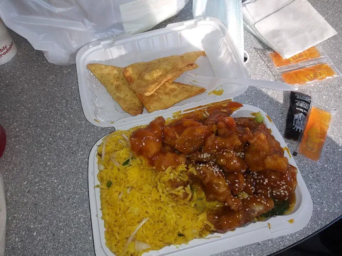 Golden Wok Picture 5
