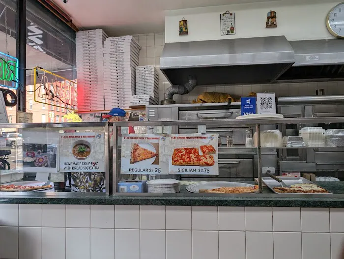 P & M Classic Pizza and Restaurant Picture 5