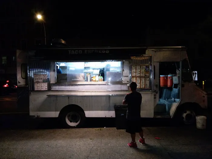 Taco express Picture 4