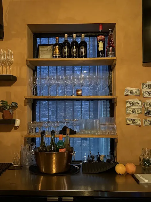 Bar Fiasco Picture 5