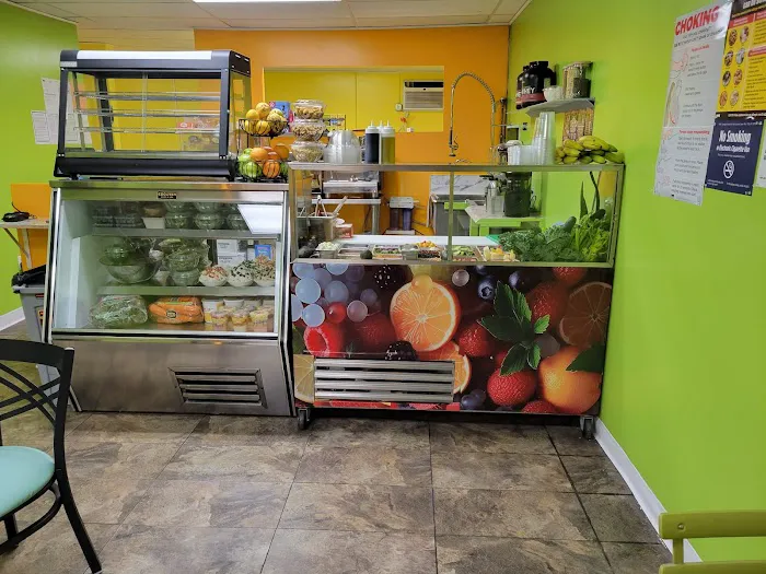 Uptown Squeeze | Healthy Fresh Juice, Smoothie & Salad in Manhattan, NYC Picture 2